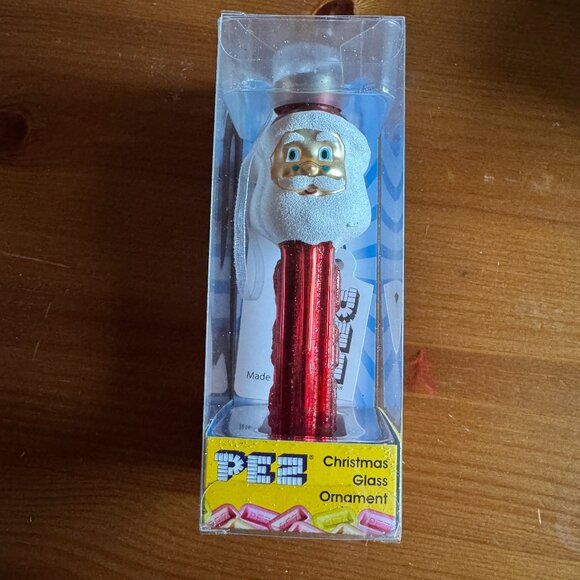 New In Box Kat + Annie Santa Claus PEZ Christmas Ornament - Collectible - 5.5 in - Picture 1 of 9